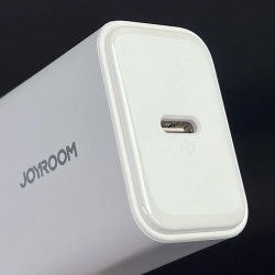 JOYROOM 6941237128461 Ładowarka sieciowa USB-C PD 20W + kabel USB-C JR-TCF06 biała